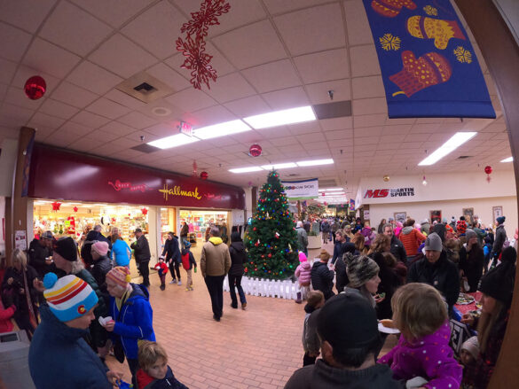 Marquette Christmas Tree Lighting
